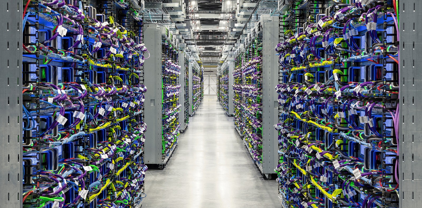 A Power Event in One London Data Center Zone Knocked Out Banks, Parcels, and Court Hearings Across the UK