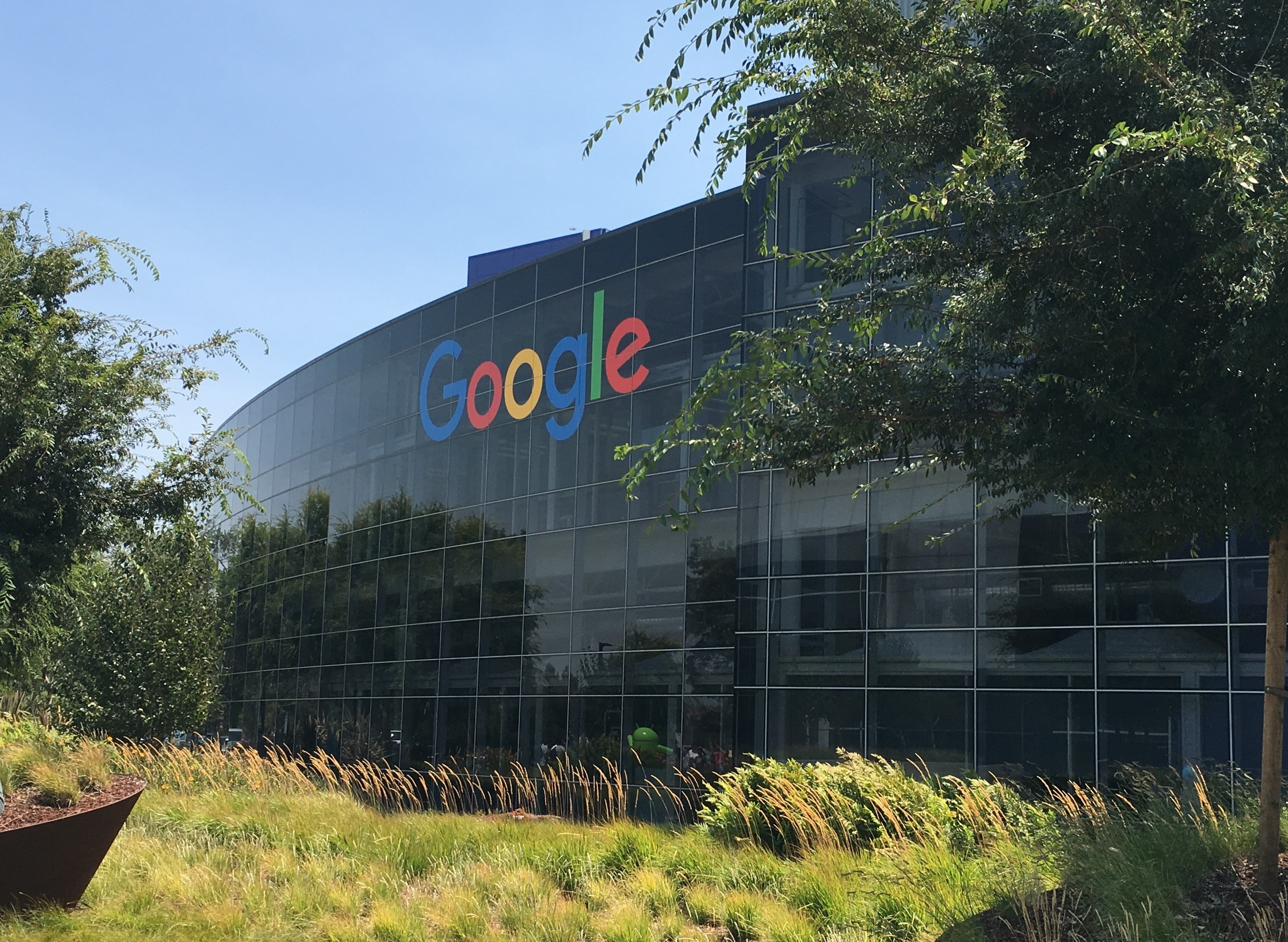 "Microsoft and Alphabet Told the Same AI Spending Story — Only One Kept the Cash Flowing"